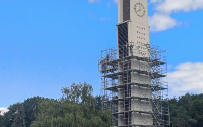 Der Kirchturm wird saniert